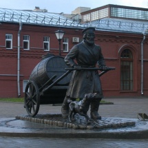 Памятник Водовоз